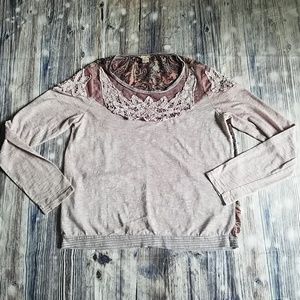 Beautiful BKE Long Sleeve Top